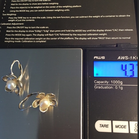 SALE ☄️Solid 14K Gold And Pearl Flower Earrings EC - Picture 11 of 11